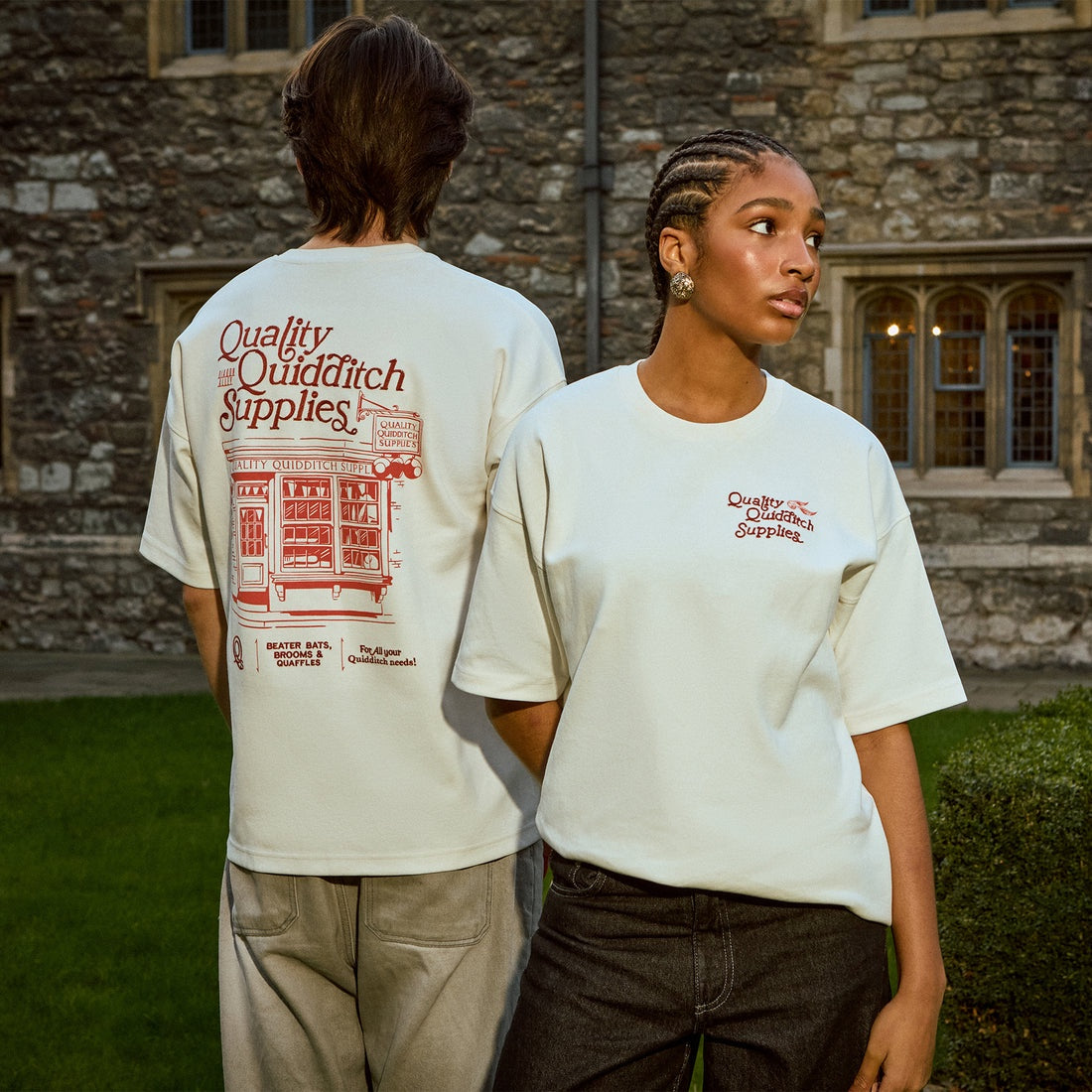 Camiseta de la Tienda de Artículos de Quidditch de Calidad